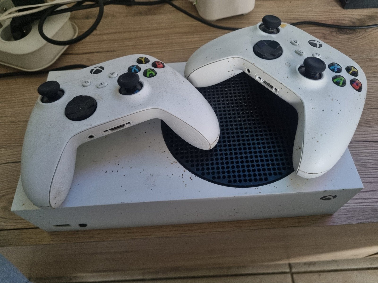 Xbox Series S met 2 controllers en headset