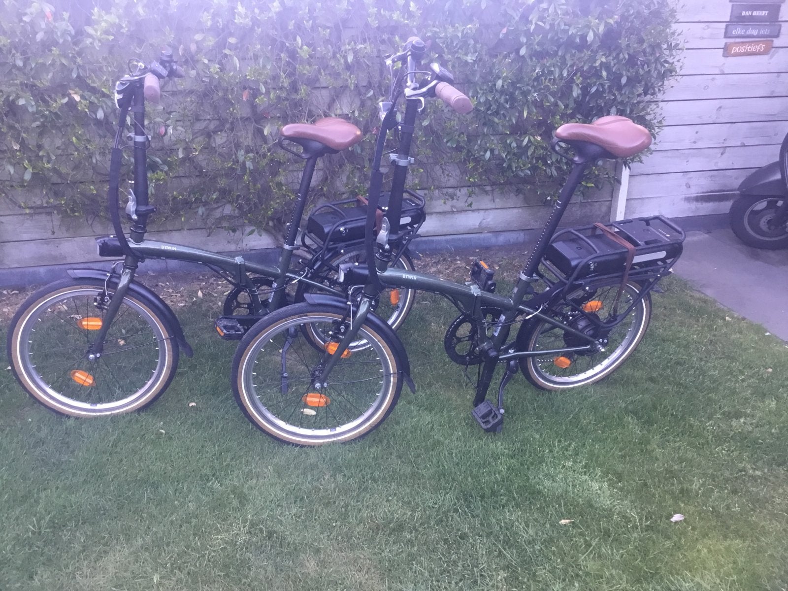 2x Decathlon E Fold 500 elektrische vouwfietsen (z.g.a.n.), Zo goed als nieuw, Minder dan 47 cm, 30 tot 50 km per accu, Ophalen
