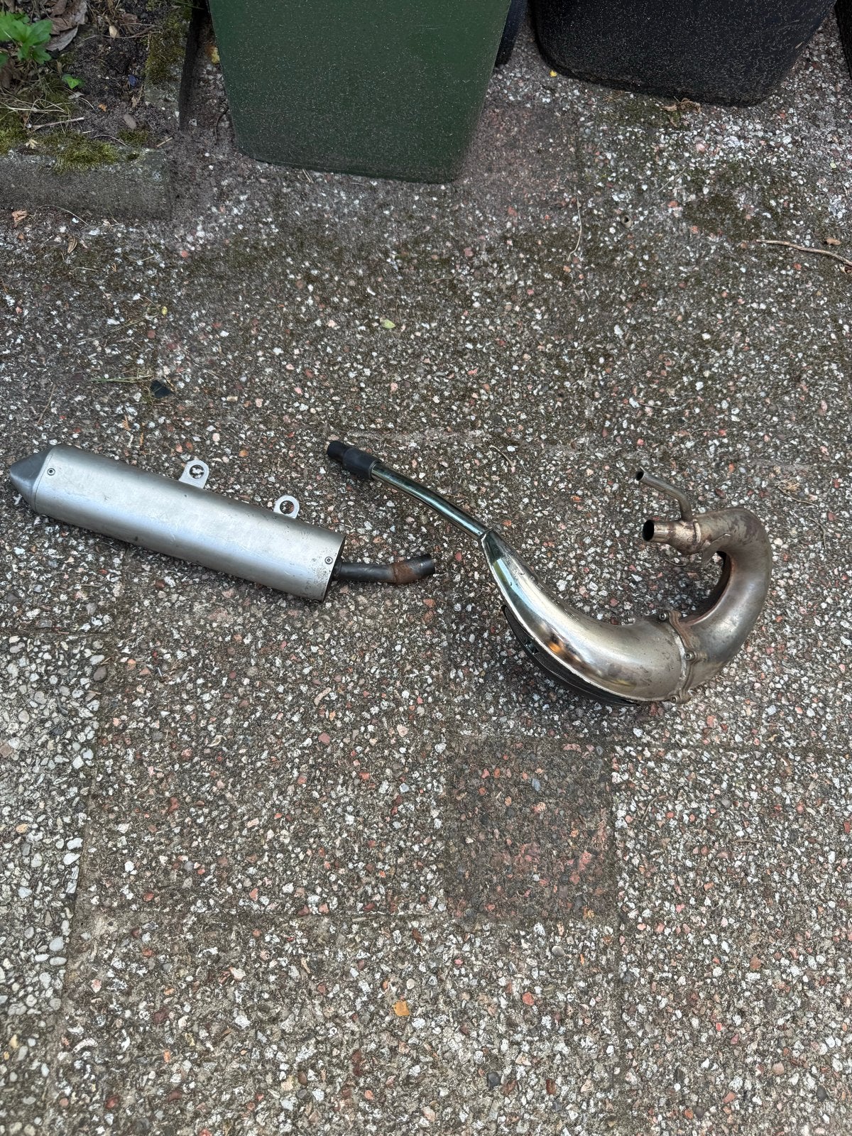 Originele standaard uitlaat AM6, Ophalen of Verzenden, Gebruikt