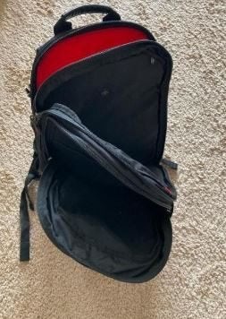 Nieuwe Laptop Rugzak van Dell., Computers en Software, Laptoptassen, Zo goed als nieuw, Rugzak, 15 inch, Dell, Gevoerd laptopvak