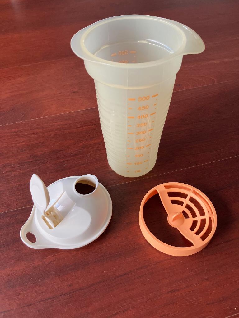 Tupperware shaker, Huis en Inrichting, Keuken | Tupperware, Ophalen of Verzenden, Gebruikt, Overige typen