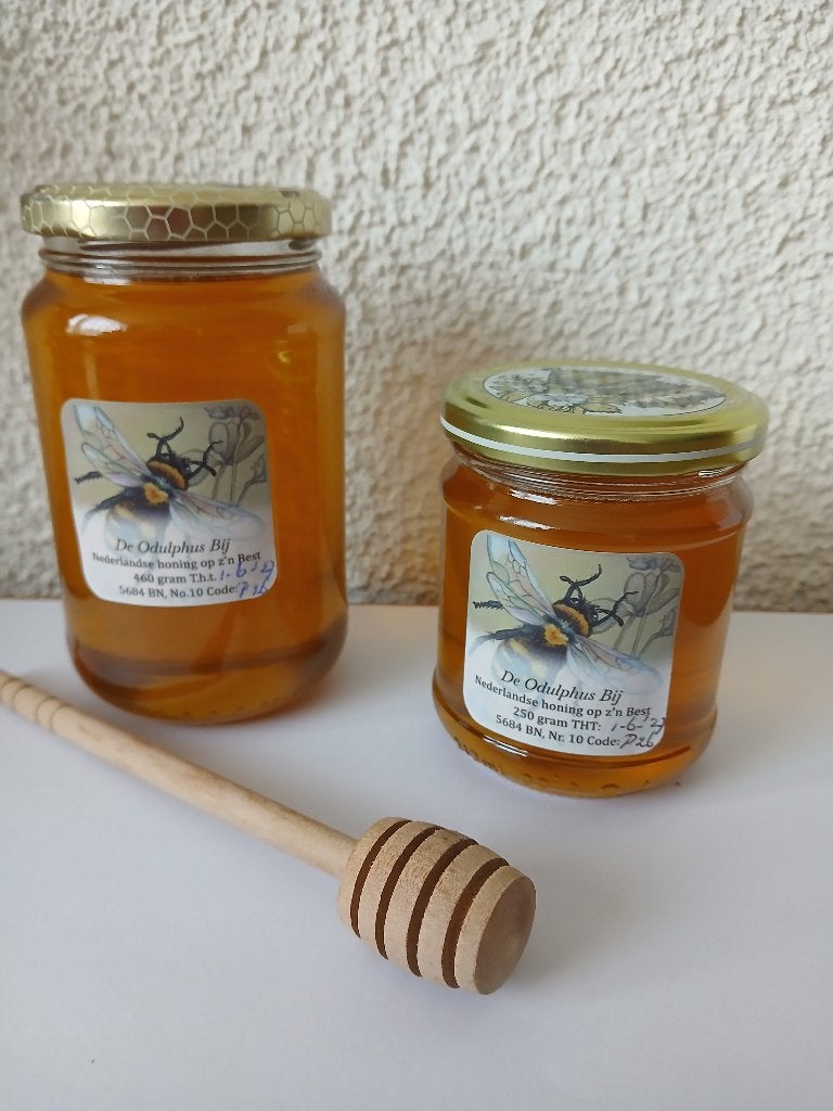 Honing uit Best, Ophalen