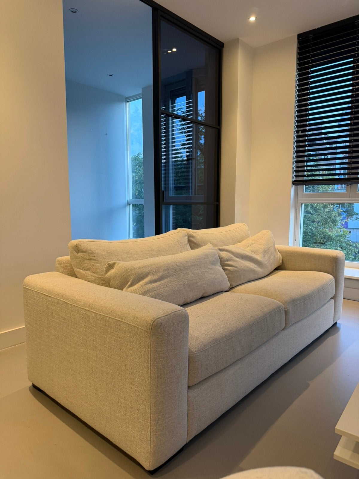 Light Grey 3-Seater Sofa - Adjustable (Lift), Huis en Inrichting, Banken | Bankstellen, Ophalen, Tweepersoons, 75 tot 100 cm, Zo goed als nieuw