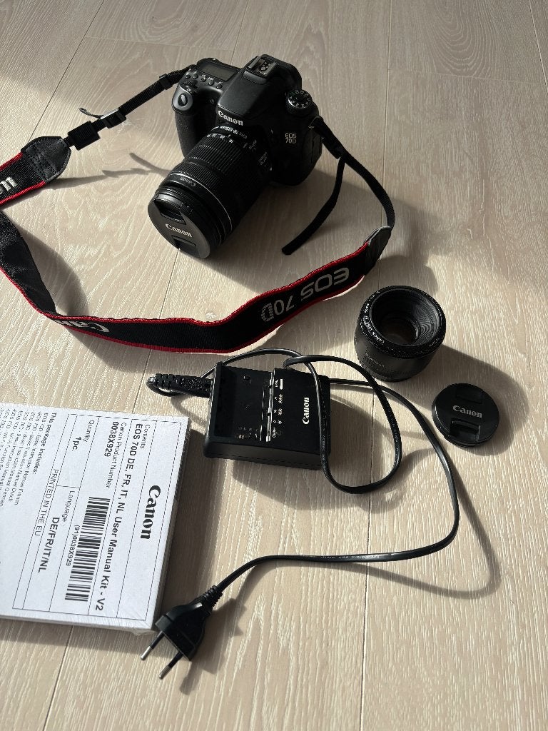 Canon 70D + Zoomlens & Primelens, Audio, Tv en Foto, Canon, Ophalen of Verzenden, Zo goed als nieuw, Accu