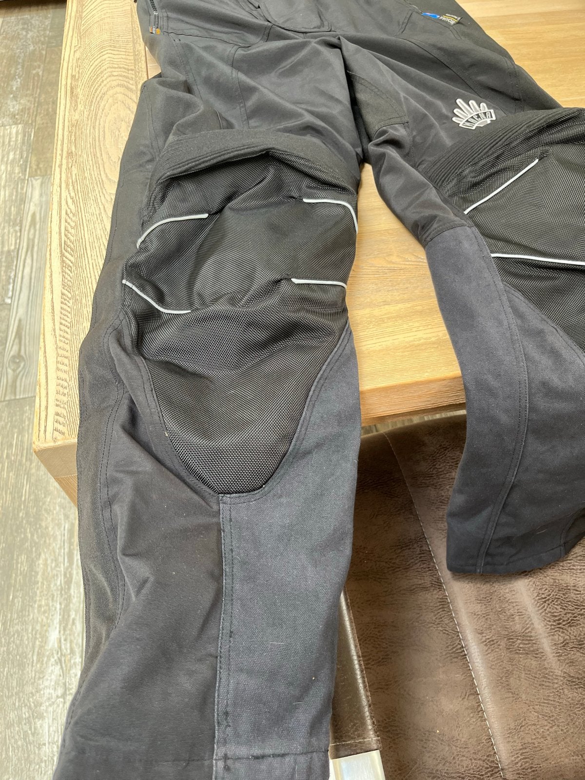 Macna motorbroek textiel met bretels en protectie, Motoren, Ophalen of Verzenden, Tweedehands, Heren, Broek | textiel