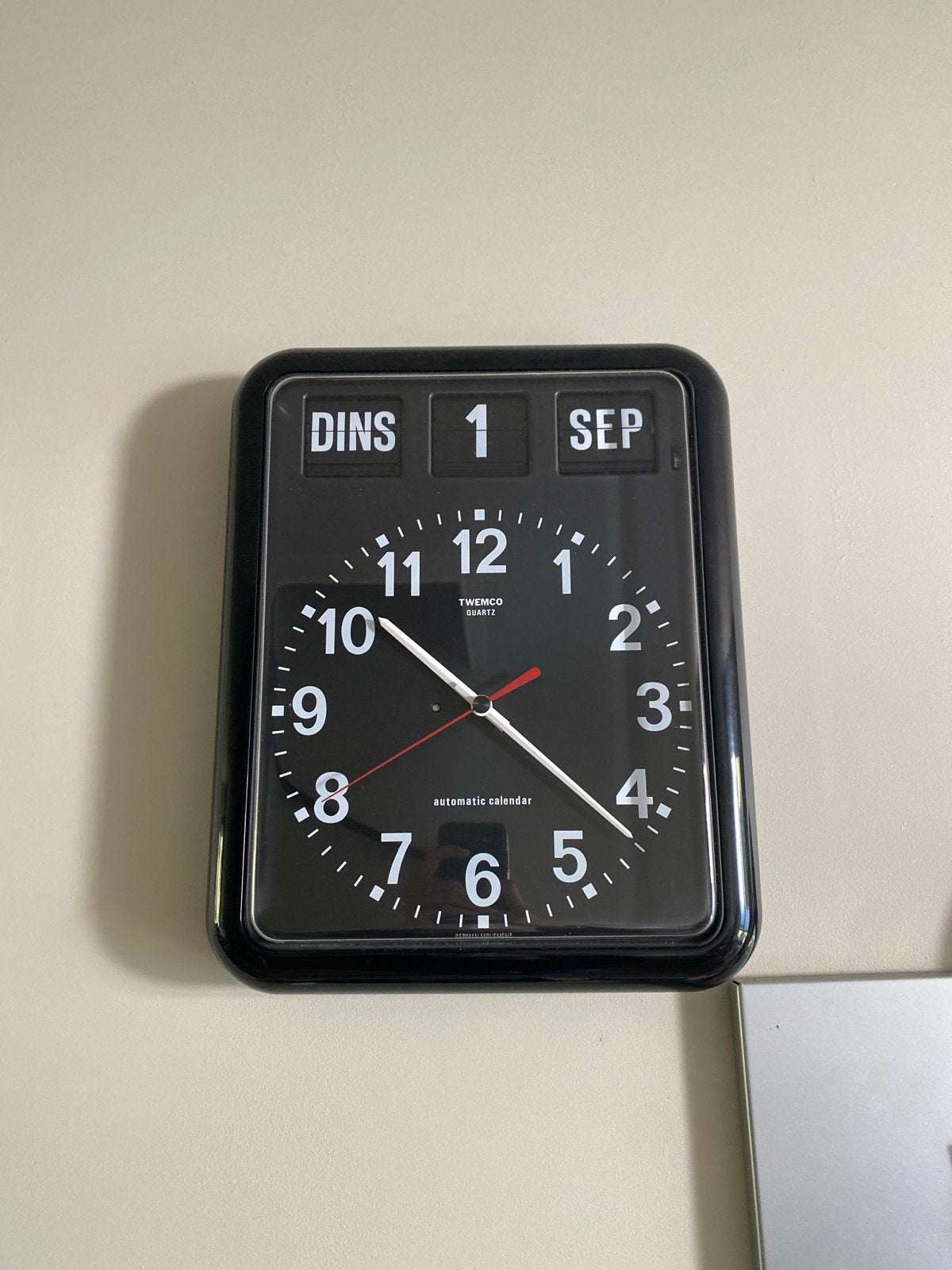 Twemco Flipklok Retro Vintage Wandklok met Kalender, Ophalen, Wandklok, Vintage, Analoog