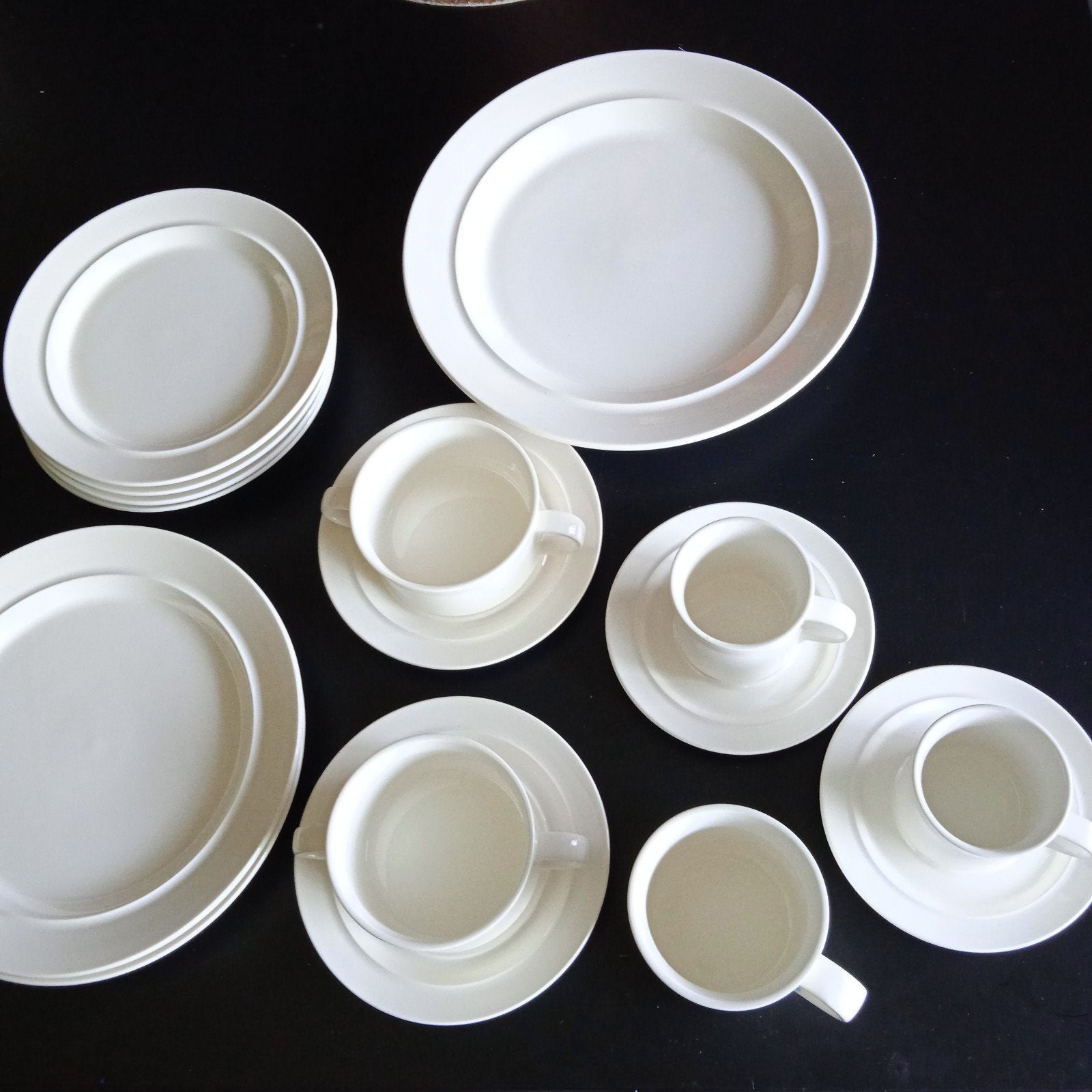 Royal Boch Servies - Borden, Kopjes en Schotels, Gebruikt, Keramiek, Ophalen of Verzenden, Bord(en)