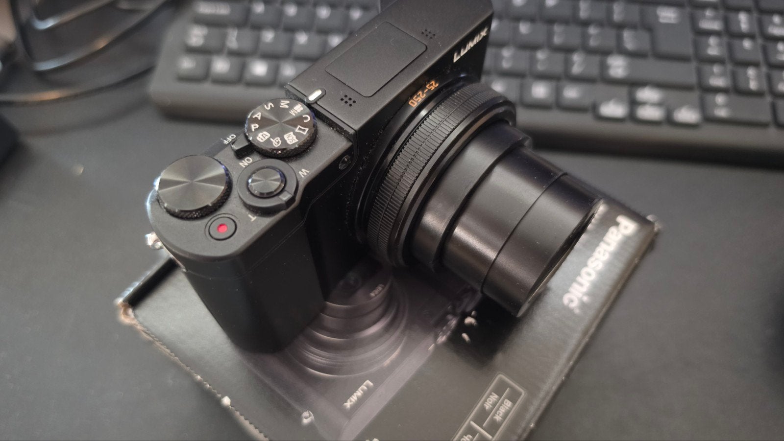 Panasonic Lumix DMC-TZ100 4K Camera - Zo goed als nieuw, Accu, Panasonic, Beeldstabilisatie, Ophalen of Verzenden