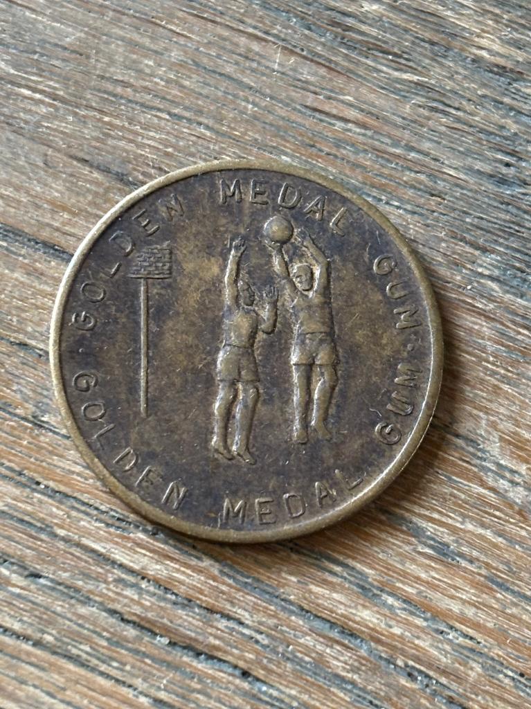 Gold medal gum Basketball, Ophalen of Verzenden, Overige materialen, Buitenland