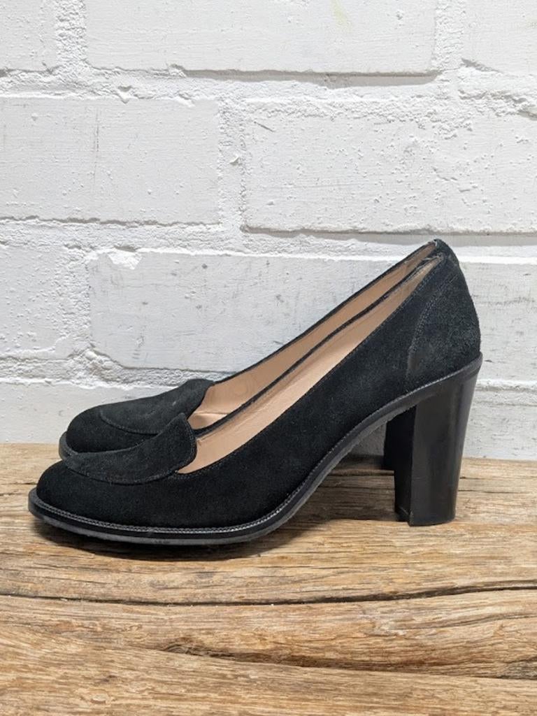 Furla - Suedeleren pumps maat 40 - Als nieuw, Pumps, Furla, Zwart, Ophalen of Verzenden