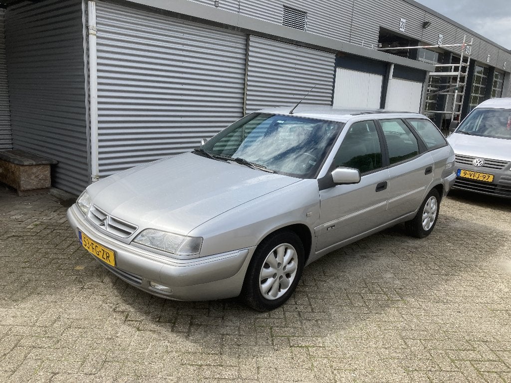 Citroën Xantia 1.8i 16v break millesime (2000), Stof, 1287 kg, 4 cilinders, 49 €/maand