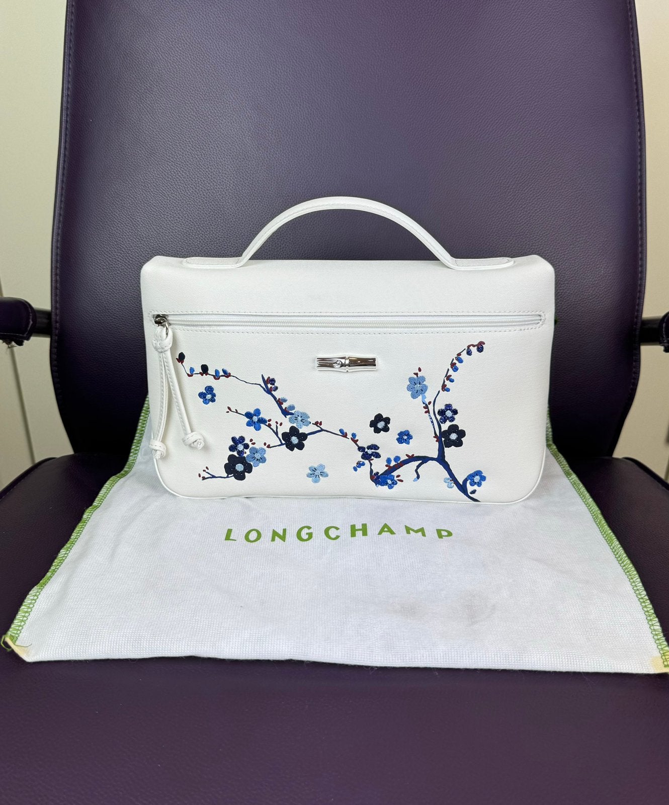 LONGCHAMP White Leather Sakura Floral Bag Top Handle Tote, Sieraden, Tassen en Uiterlijk, Tassen | Damestassen, Ophalen of Verzenden