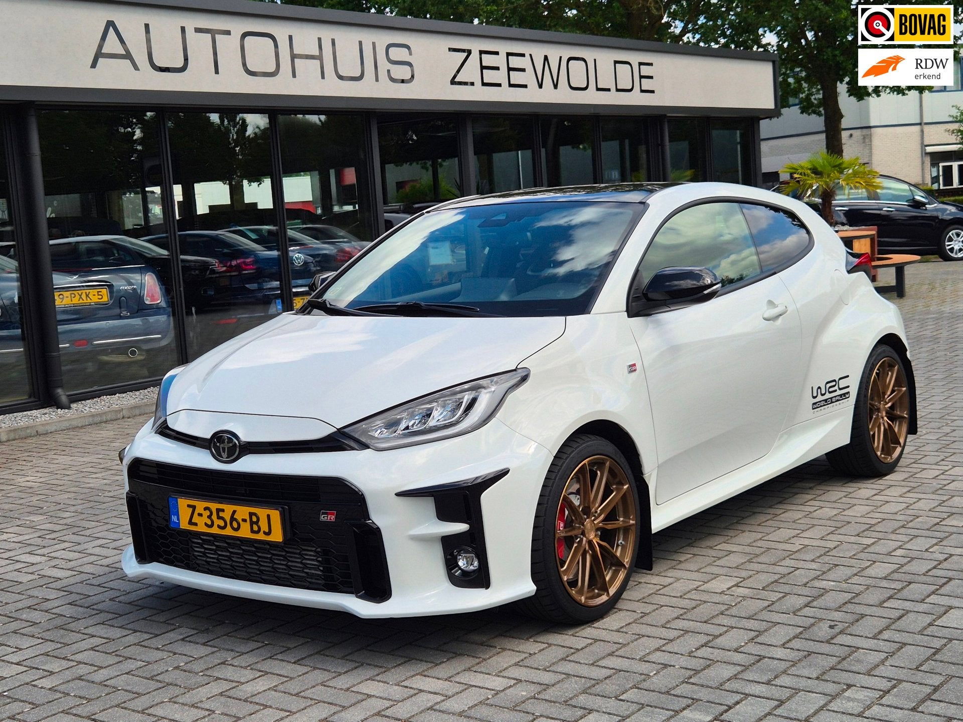 Toyota Yaris 1.6 GR WRC CARBON 7 jaar garantie!, Auto's, Dealer onderhouden, 1618 cc, Gebruikt, Euro 6