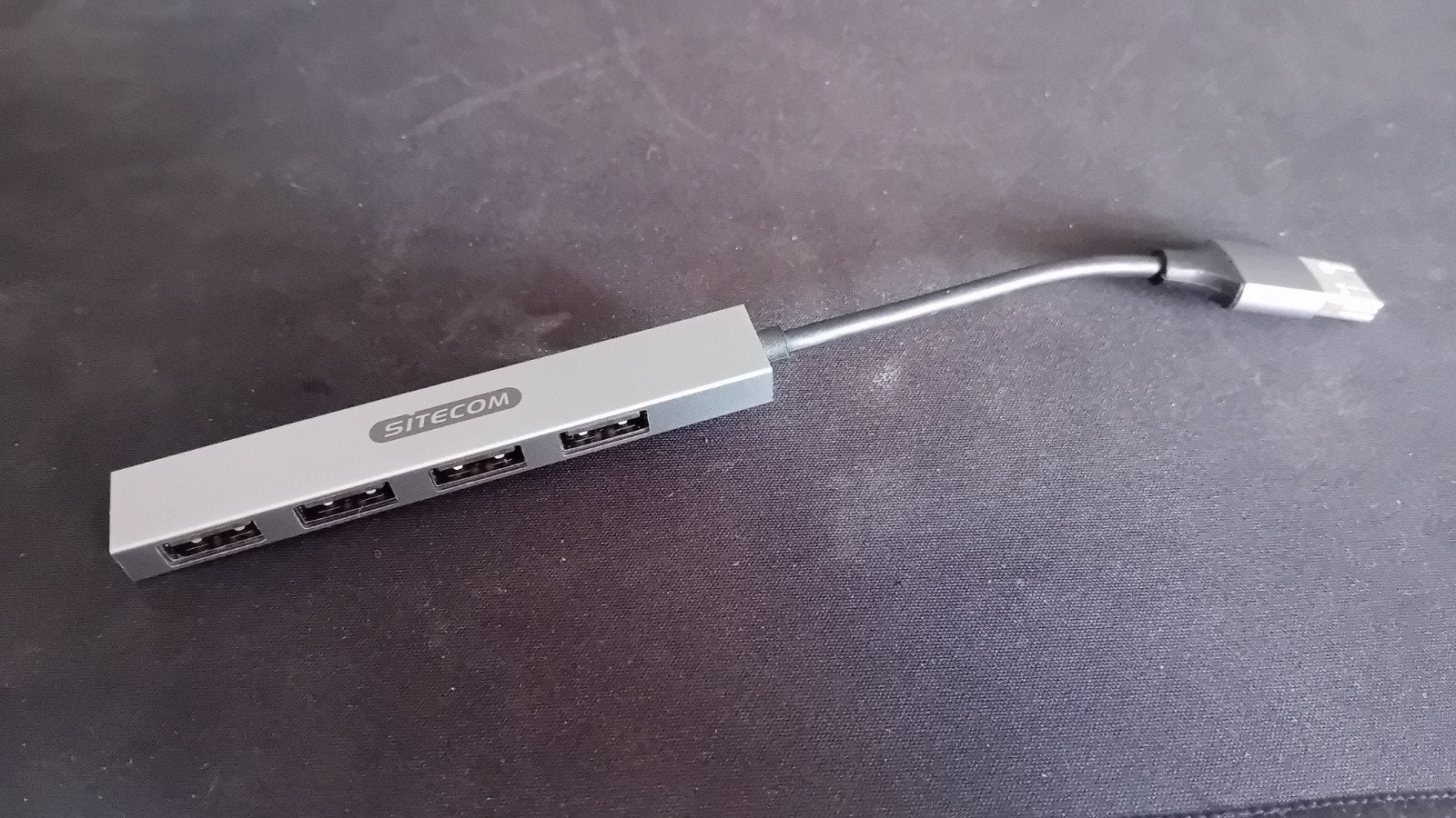 Sitecom Nano-Hub 4 USB poorten, Computers en Software, Dockingstations, Ophalen of Verzenden, Zo goed als nieuw, USB-hub, Sitecom