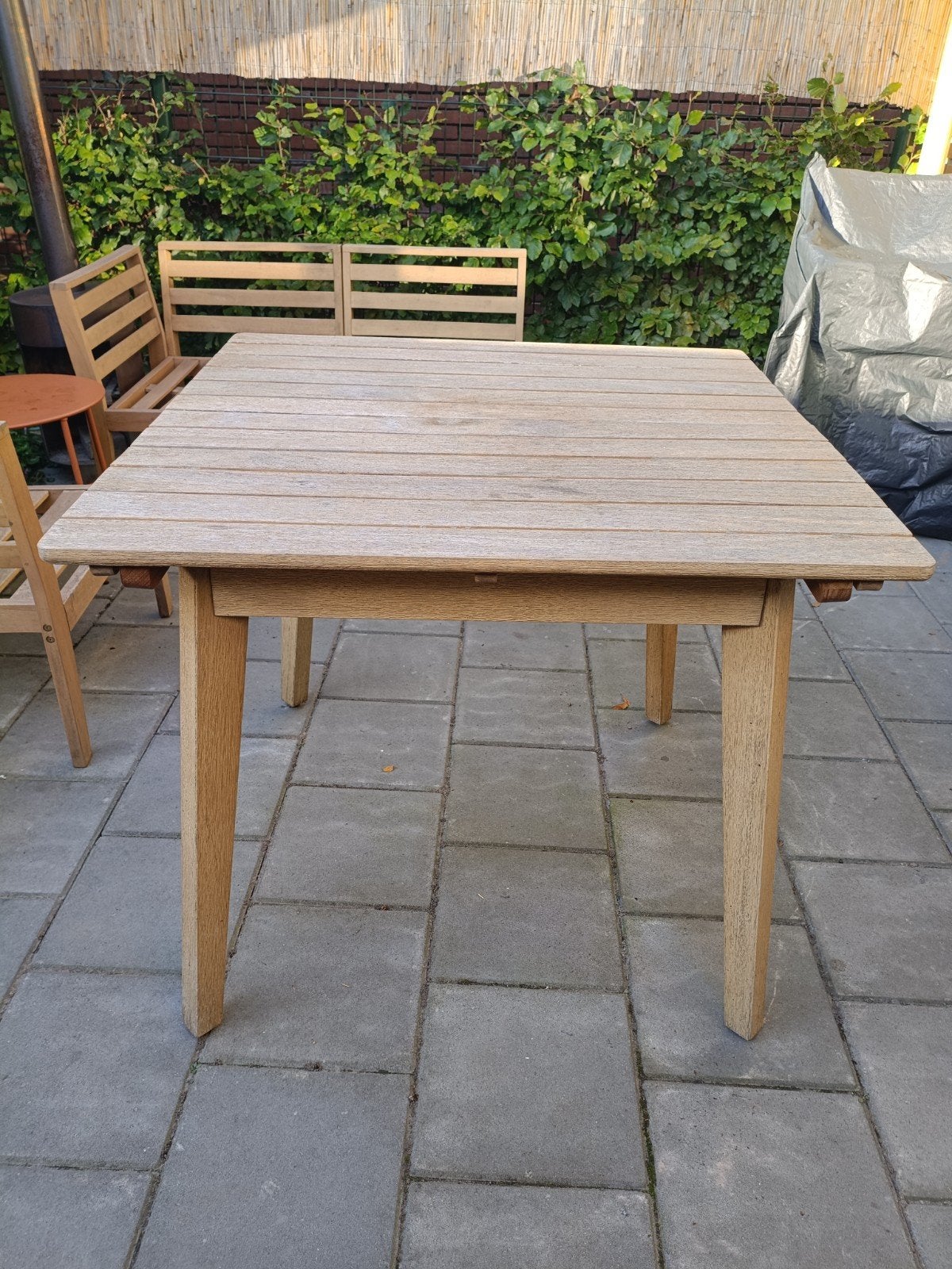 Sklum Naele uitschuifbare tuintafel / eettafel, Ophalen, Gebruikt, 100 tot 150 cm, 50 tot 100 cm