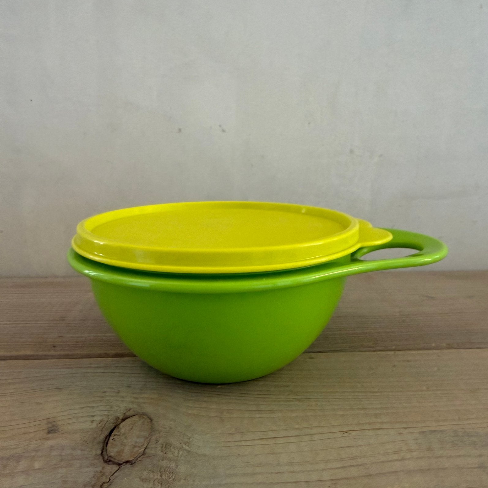 Gebruikt! Tupperware schaaltje wonderkom 600 ml kom bakje, Ophalen of Verzenden, Zo goed als nieuw, Bak of Kom