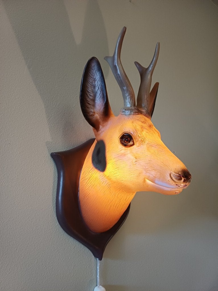 vintage HERTENKOP met VERLICHTING retro / bruin café, 18 cm, Vintage, Decoratieobject, Ophalen of Verzenden