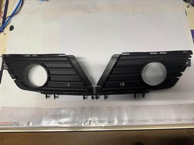 Voorbumperrooster Opel Corsa C GSI/SRI modellen, Auto-onderdelen, Ophalen of Verzenden, Gebruikt, Opel