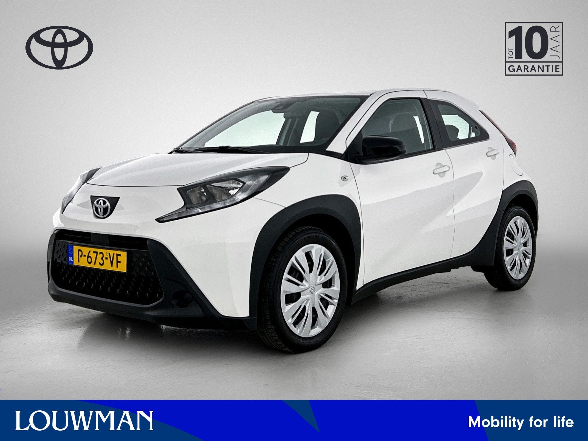 Toyota Aygo X 1.0 VVT-i MT Play | Apple CarPlay/Android Auto, Stof, Gebruikt, 920 kg, Wit