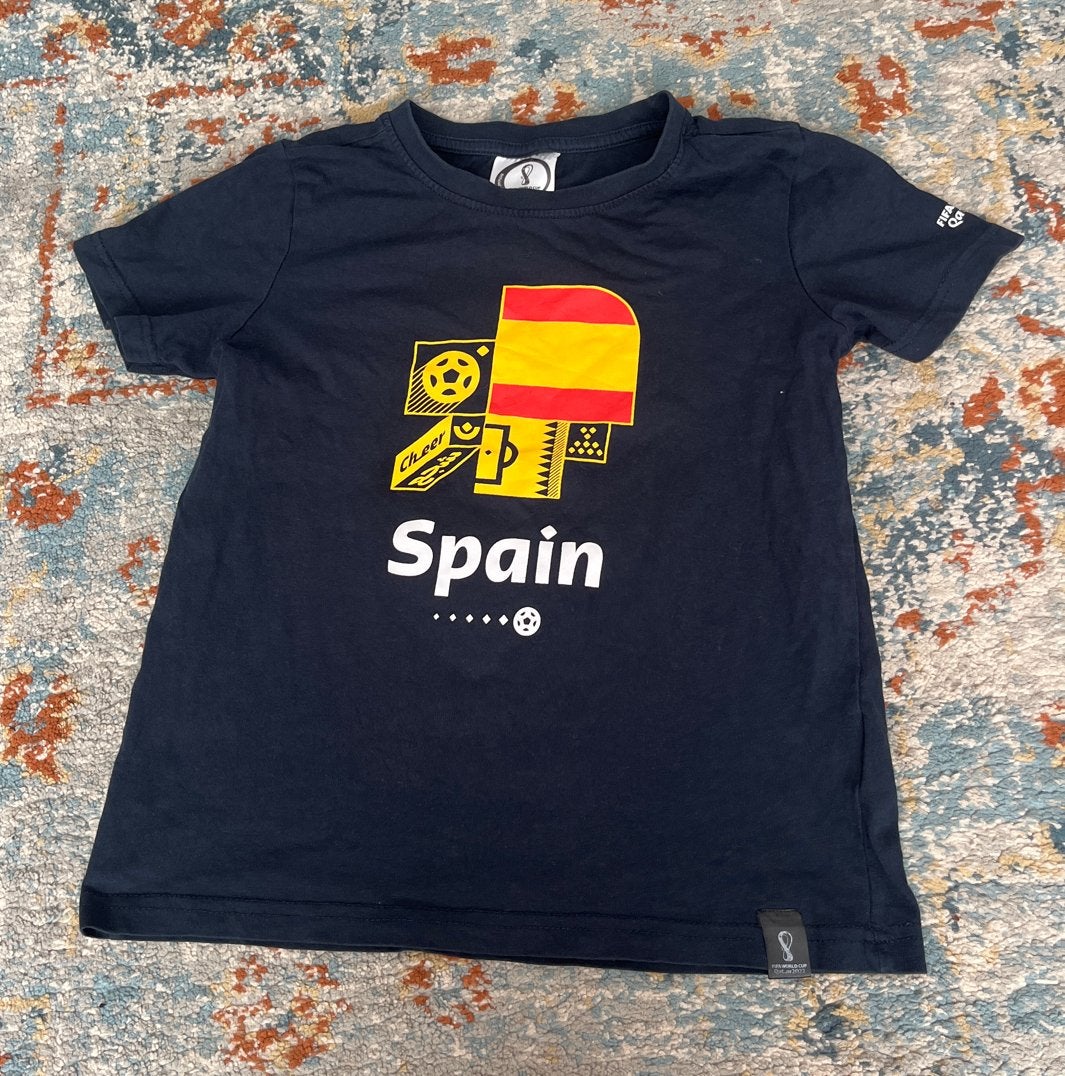 FIFA World Cup Qatar 2022 Spanje T-shirt Maat 134/140, Ophalen, Zo goed als nieuw, Jongen, Shirt of Longsleeve