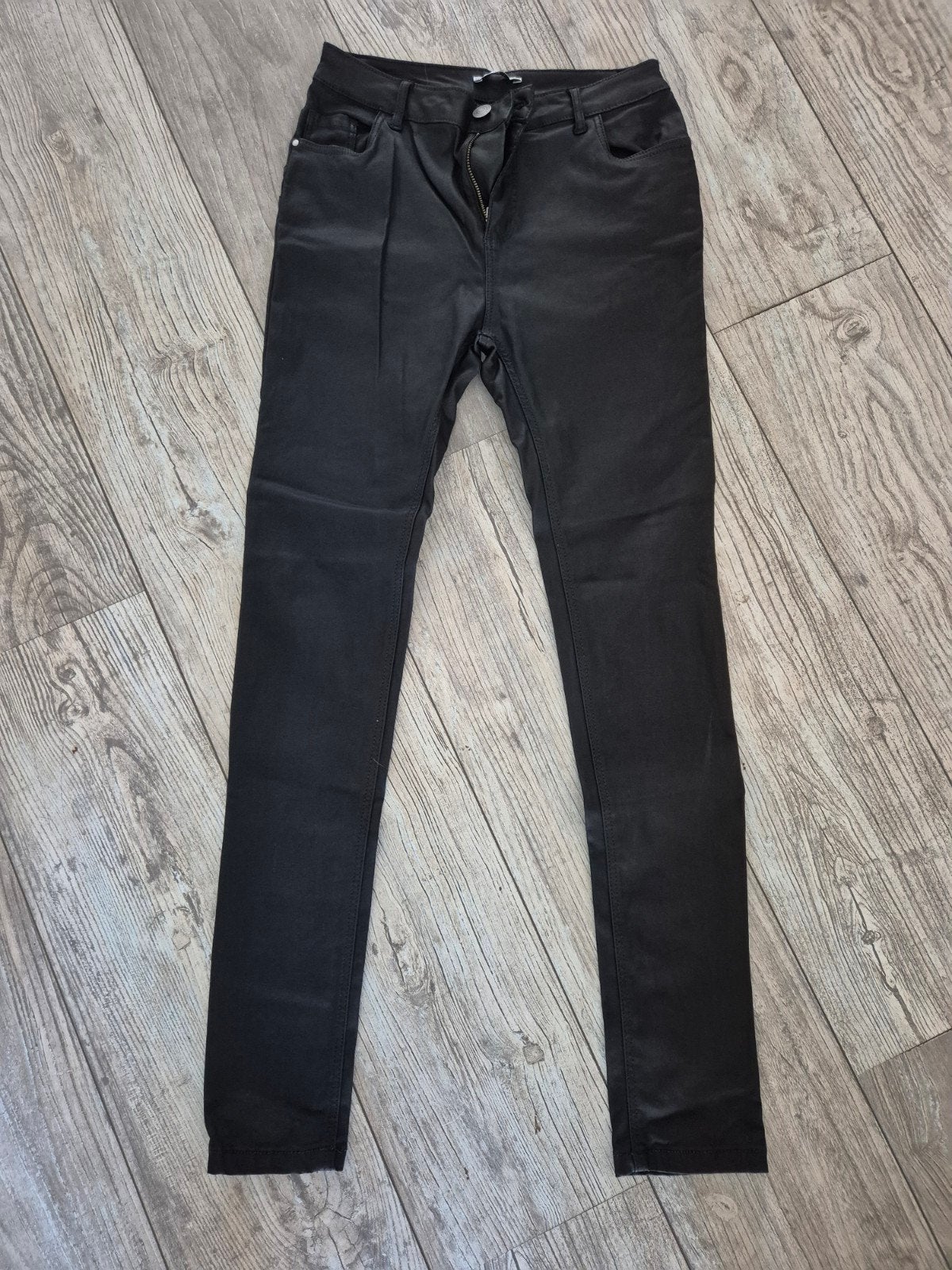 coated broek, Ophalen of Verzenden, Zo goed als nieuw, Zwart, W28 - W29 (confectie 36)