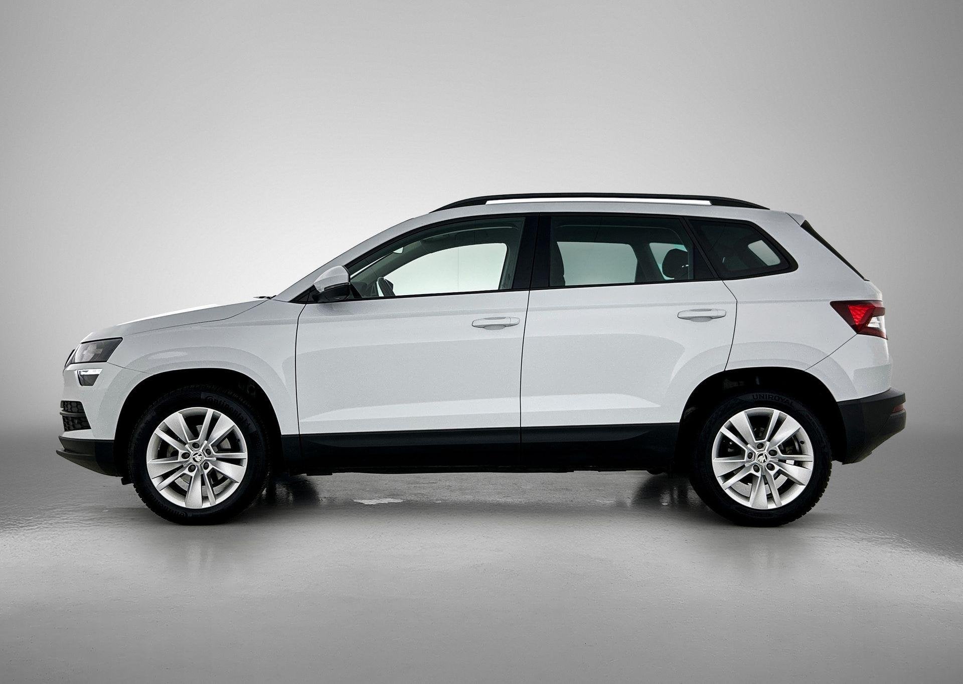 Skoda Karoq 1.5 TSI ACT Business Edition | Automaat | Adapti, Auto's, 12 maanden, Stof, 4 cilinders, Wit