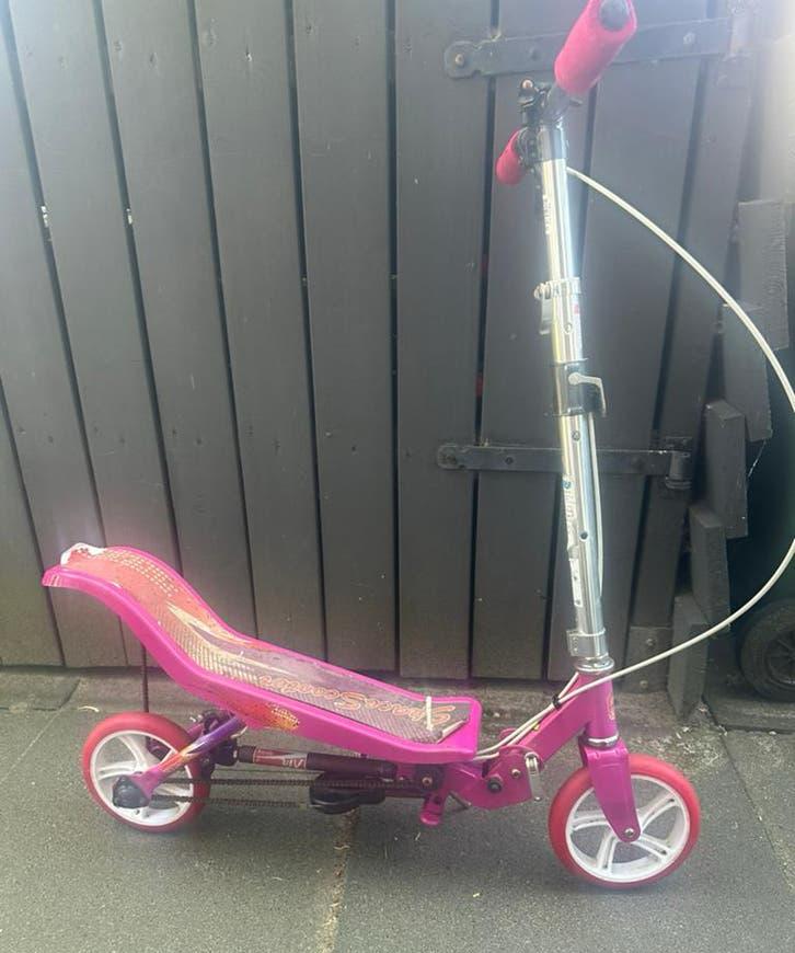 Space scooter roze, Ophalen, Gebruikt