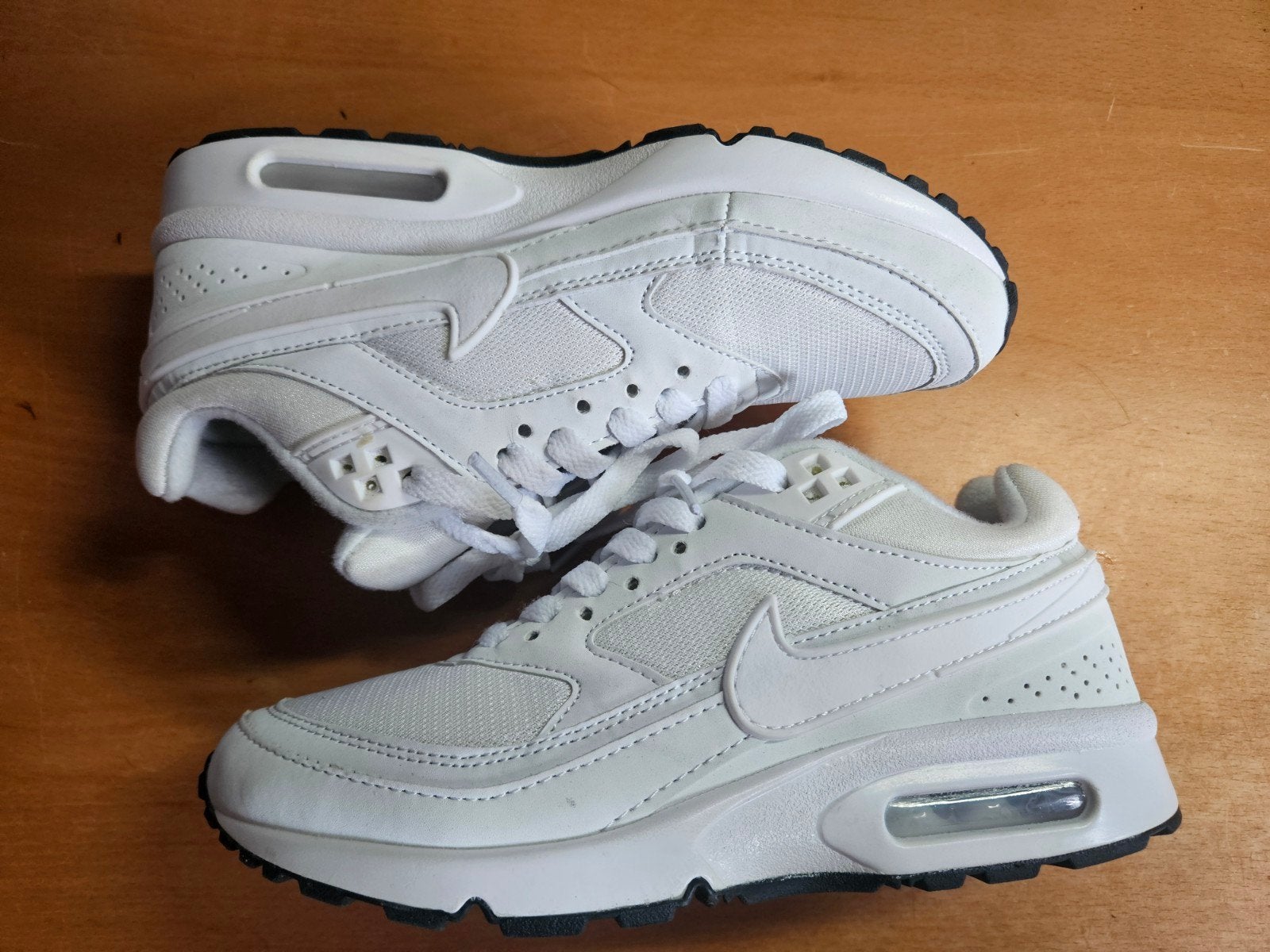 Witte Nike Air Max Sneakers - Maat 37, Nike air max, Wit, Ophalen of Verzenden, Zo goed als nieuw