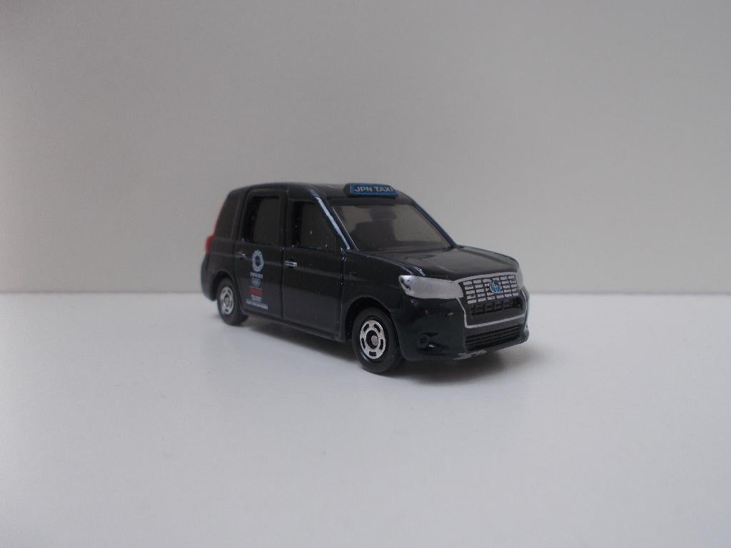 6251 Toyota JPN Taxi Olympic Games Tomica Tomy No 27, Ophalen of Verzenden, Gebruikt, Auto