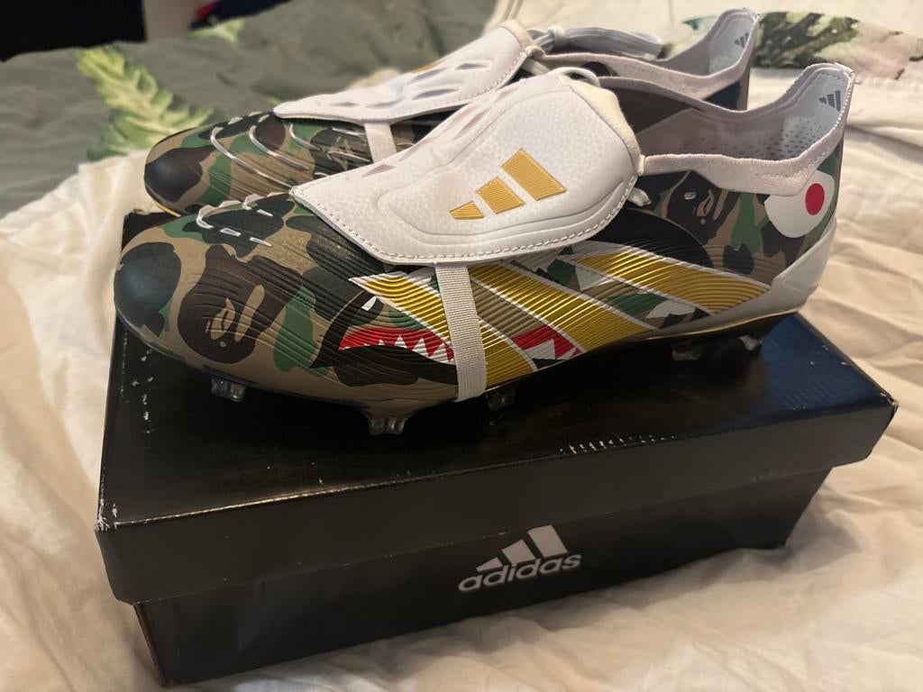 Nieuwe Adidas Bape Predator voetbalschoenen - Maat 46, Sport en Fitness, Ophalen of Verzenden, Nieuw, Schoenen