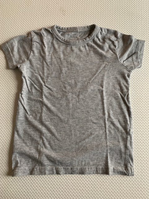 T shirt van Zeeman , maat 110 / 116 nog NIEUW (N497), Zeeman, Nieuw, Ophalen of Verzenden, Shirt of Longsleeve