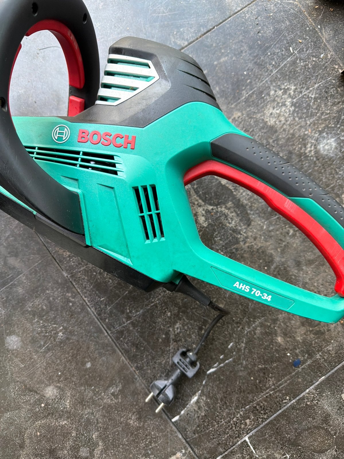 Bosch AHS 70-34 heggenschaar zo goed als nieuw, Ophalen, Zo goed als nieuw, Elektrisch
