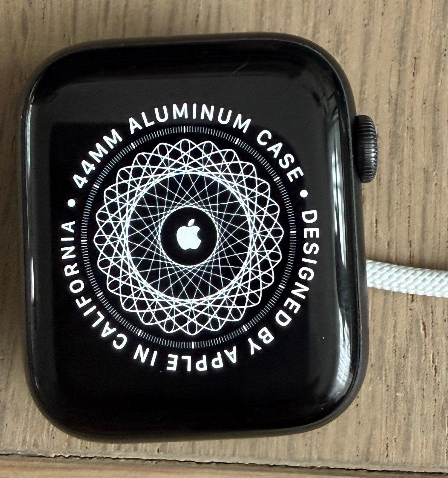 Apple Watch Series 6 (GPS) 44mm met extra bandjes, Gebruikt, Zwart, IOS, Ophalen of Verzenden