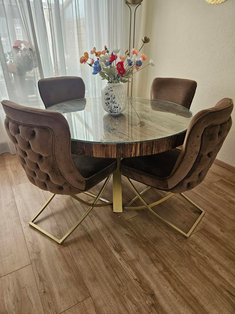 Erik Kuster style Interiors
luxe eettafel, Huis en Inrichting, Tafels | Eettafels, Ophalen of Verzenden, Rond, 100 tot 150 cm