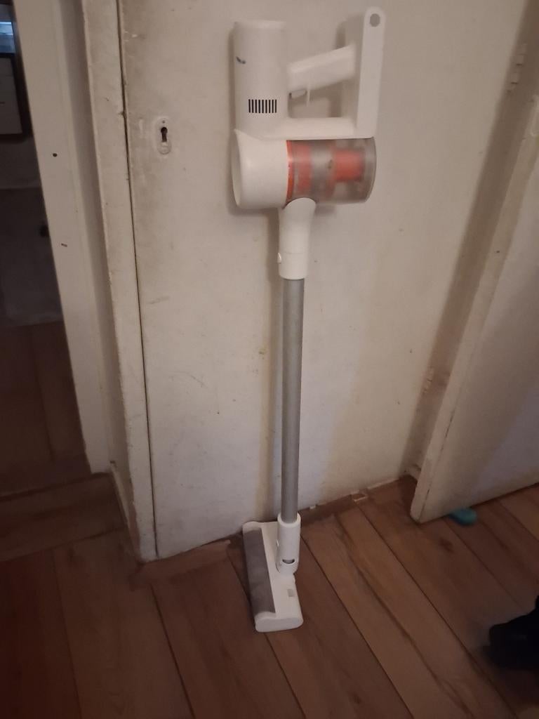 Te koop, steel stofzuiger. Oplader mis hier., Witgoed en Apparatuur, Ophalen