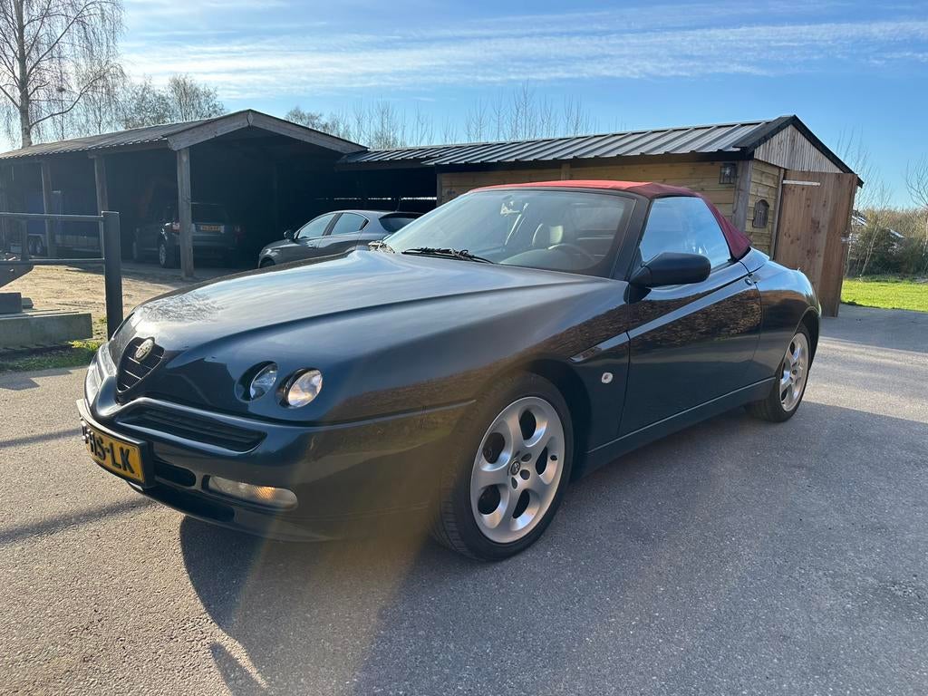 Alfa Romeo Spider 2.0 Twin Spark 16V 1997 Cappuccetto Rosso, Auto's, Alfa Romeo, Voorwielaandrijving, 1345 kg, Zwart, 4 cilinders