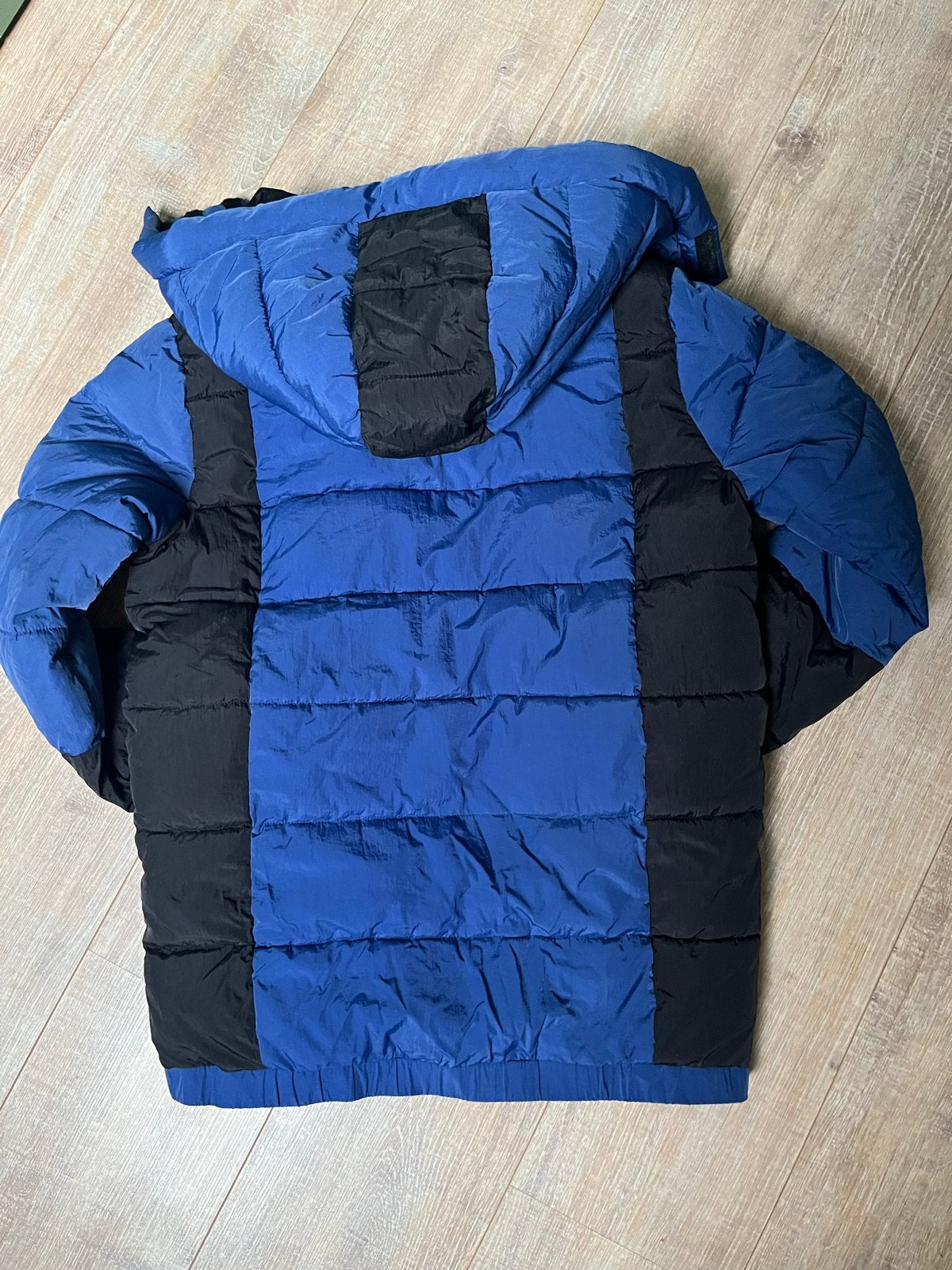 Guess winterjas blauw/zwart - Maat 16 (kindermaat), Ophalen of Verzenden, Zo goed als nieuw, Overige maten, Blauw