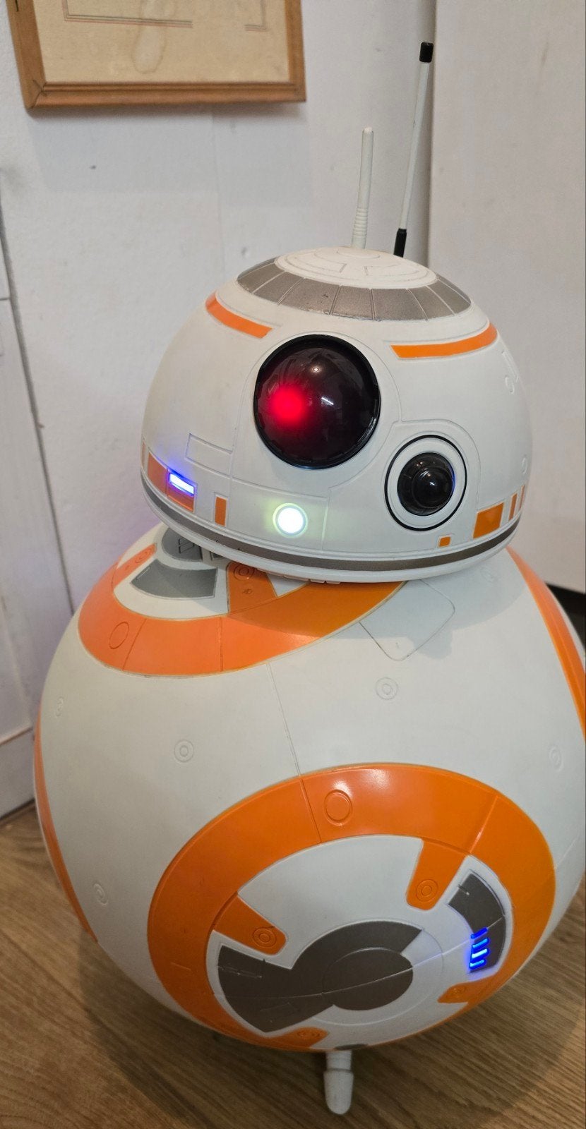 BB8 Levensgrote Figuur met Geluid en LED (42cm), Ophalen of Verzenden, Zo goed als nieuw