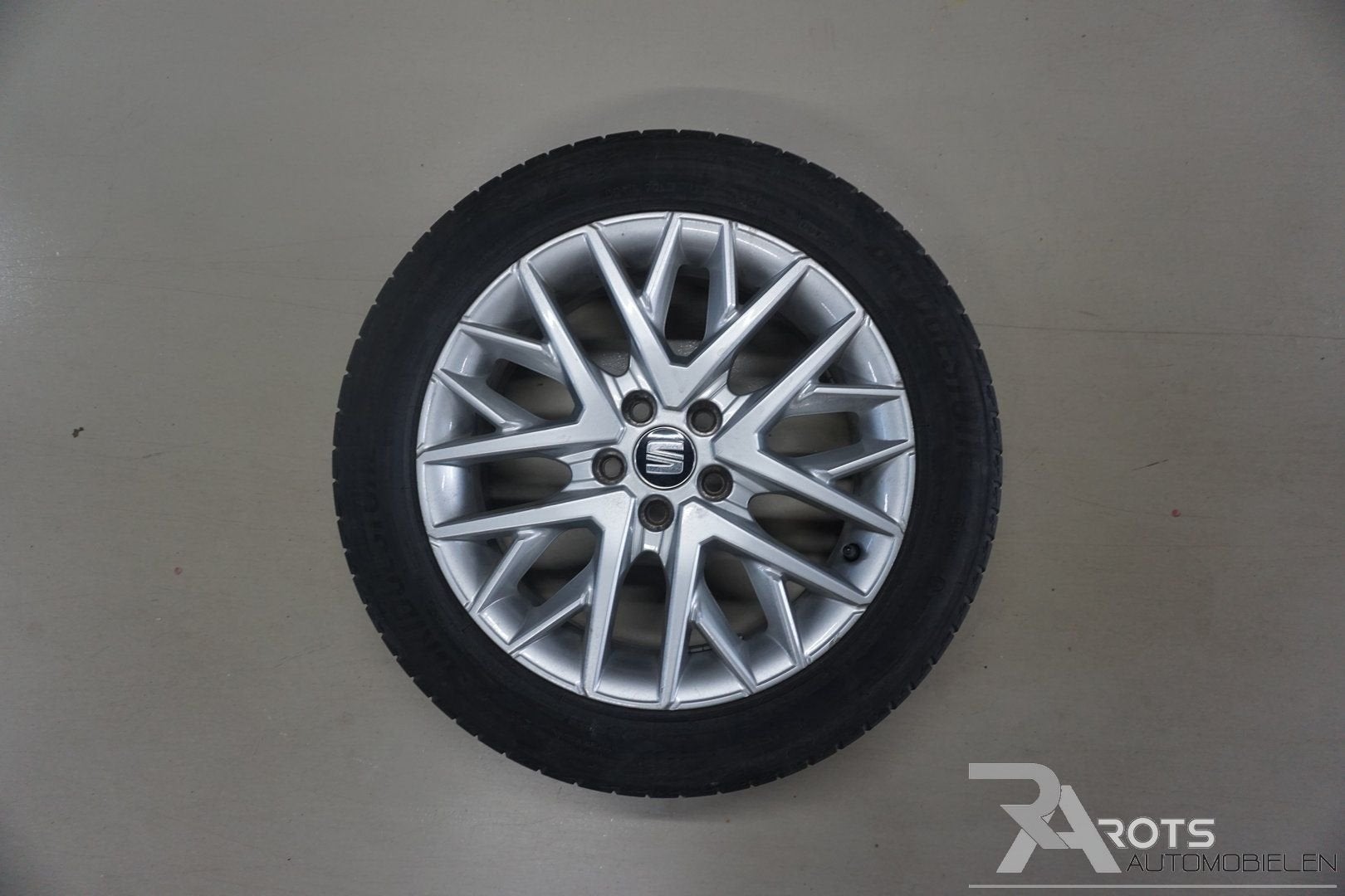 16 inch SEAT IBIZA POLO FABIA AUDI VELGEN 5X100 ET47, Gebruikt, -, Banden en Velgen, Ophalen of Verzenden