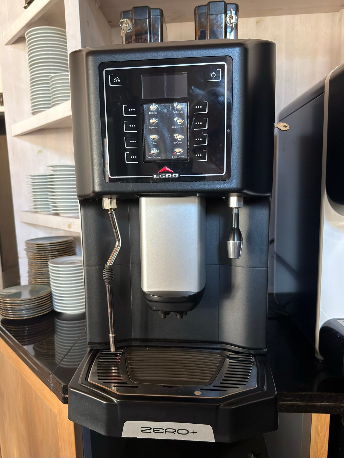 Egro Zero+ professionele koffiemachine, 10 kopjes of meer, Koffiemachine, Koffiebonen, Zo goed als nieuw