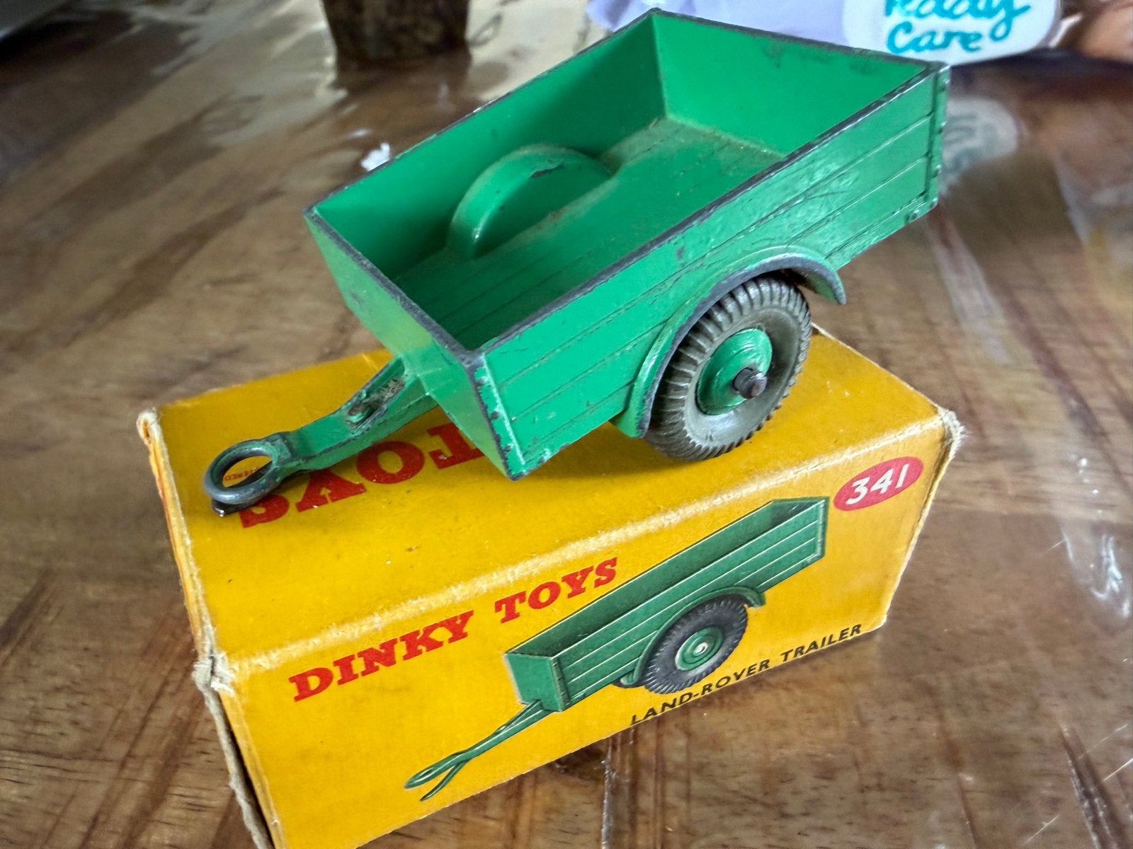 Dinky Toys Land Rover Trailer 341 met originele doos, Hobby en Vrije tijd, Modelauto's | 1:43, D, Auto, Dinky Toys, Ophalen of Verzenden