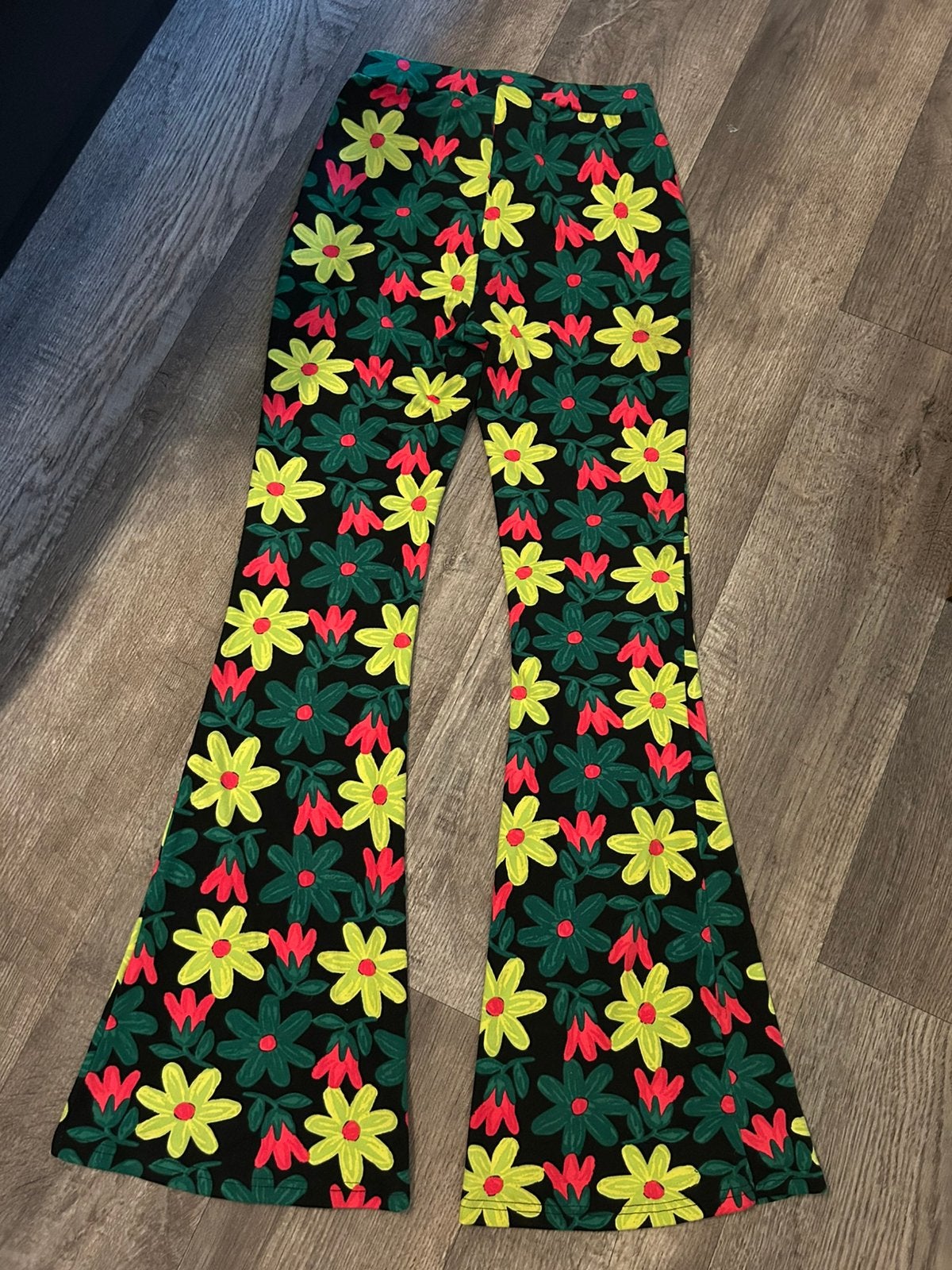 Colourful Rebel flared pants big flower, maat S, Meerkleurig, Nieuw, Ophalen of Verzenden, Maat 36 (S)