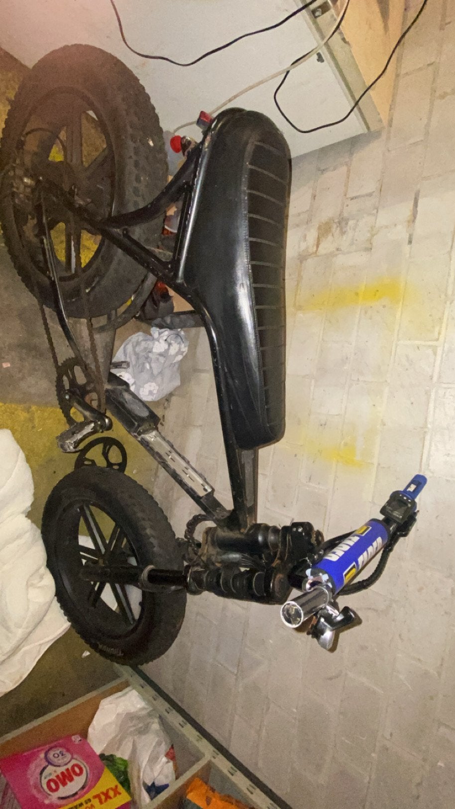 OUXI V8 (Motor Kapot), Ophalen, Zo goed als nieuw, Motor