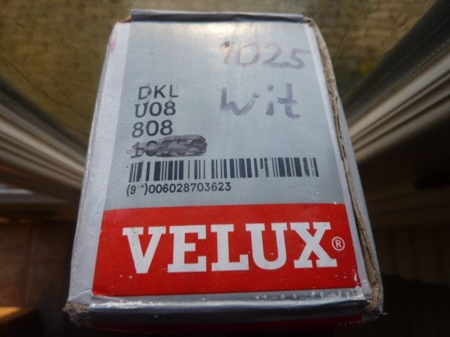 Z.G.A.N Velux verduisterend gordijn / U08 of 808 ( 134 x 140, Verduisterend, Wit, Ophalen of Verzenden, Zo goed als nieuw