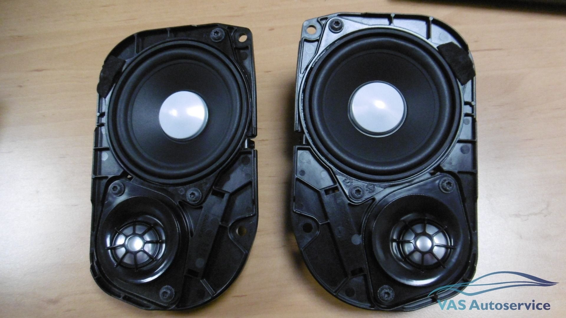 Speakers links en rechts HiFi-SYSTEM   o.a. in  BMW  5-serie, Ophalen of Verzenden, -, -, -