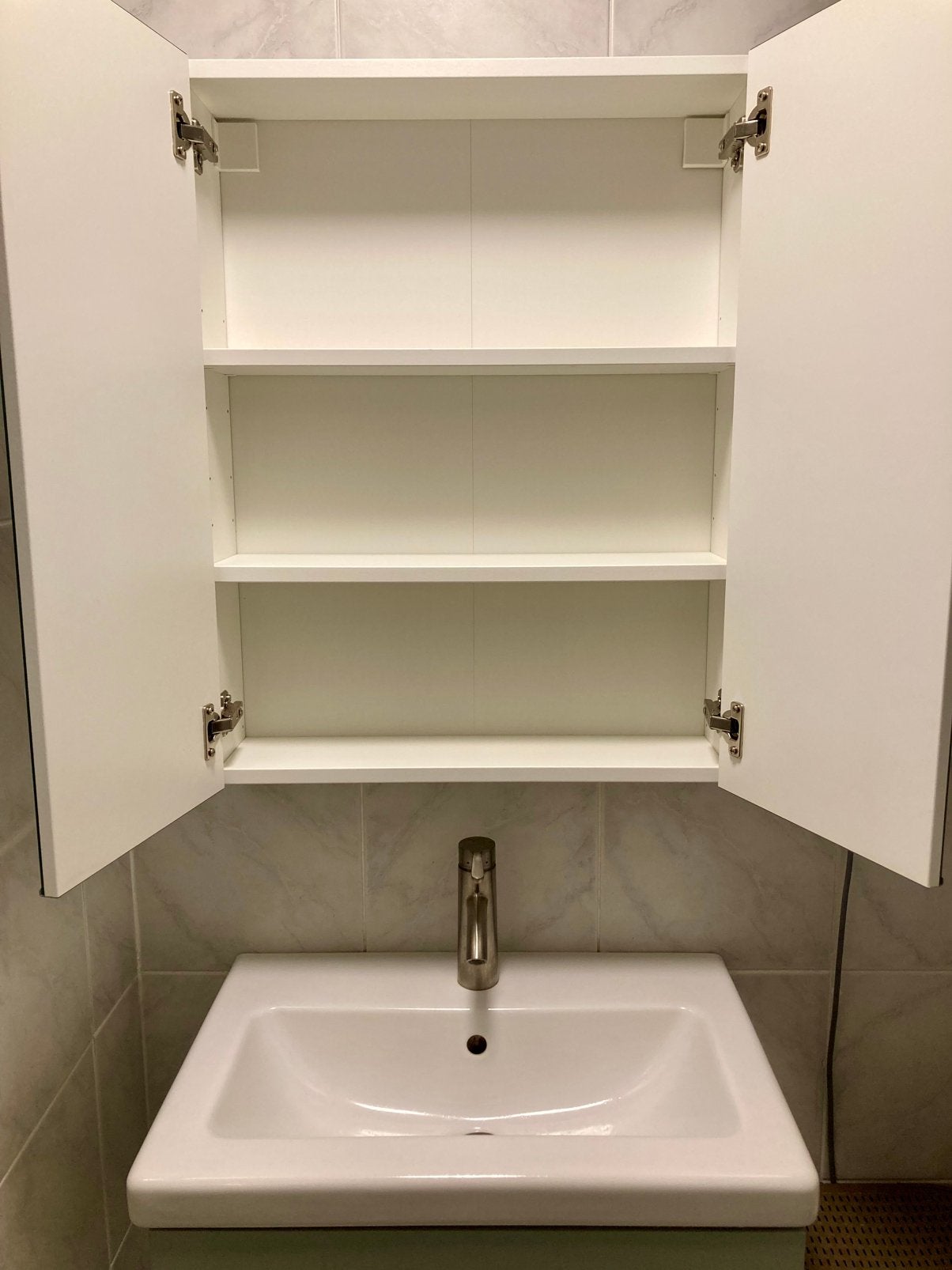 IKEA wastafelkast met lades/wastafel/kraan, Huis en Inrichting, Ophalen, 50 tot 100 cm, Zo goed als nieuw, Minder dan 100 cm