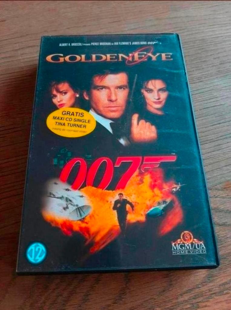 007 James Bond GoldenEye videoband. Pierce Brosnan., Vanaf 12 jaar, Ophalen of Verzenden, Gebruikt, Actie en Avontuur