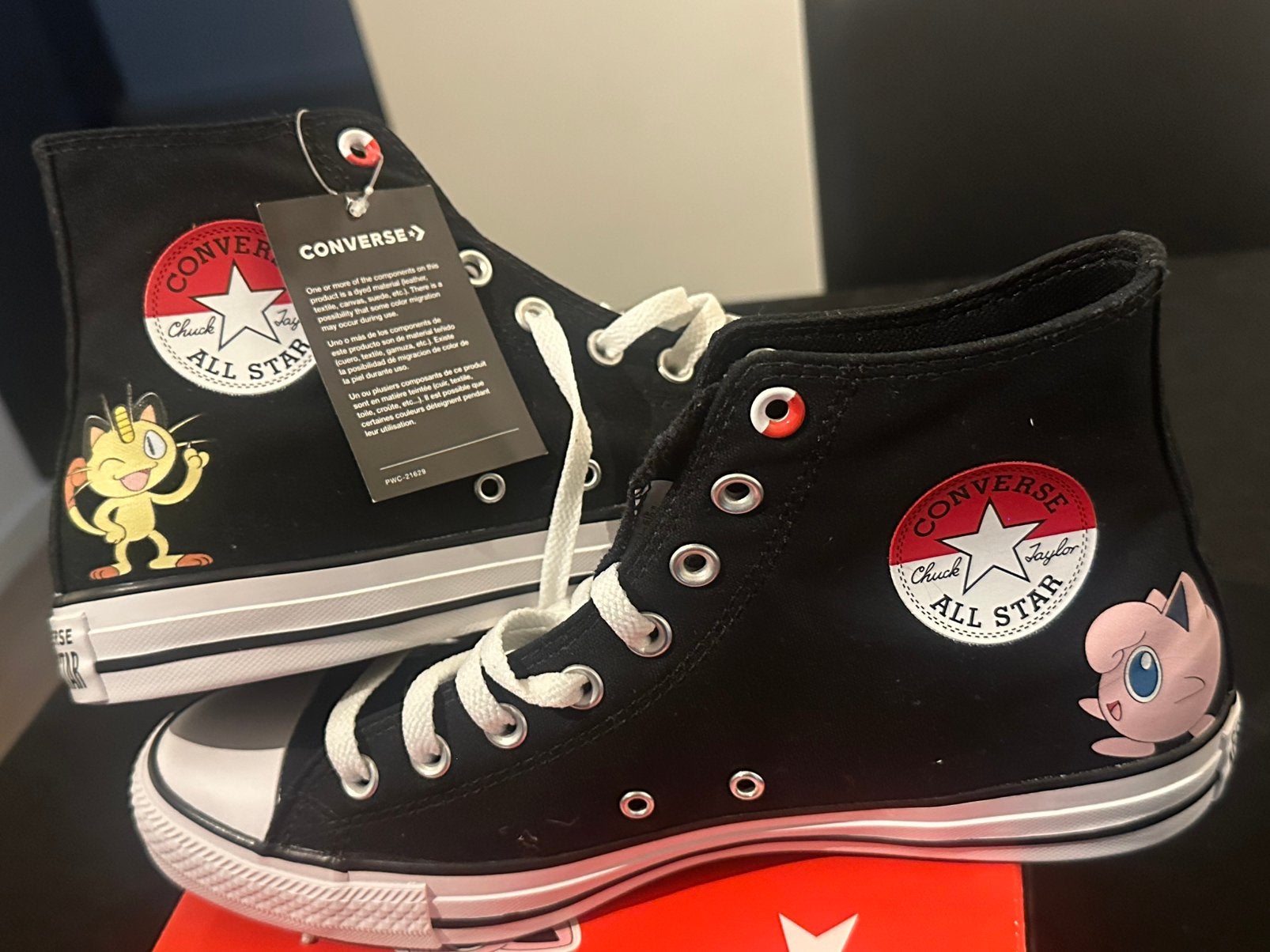 Pokemon 25th Anniversary Converse All Stars Limited Edition!, Wit, Nieuw, Ophalen of Verzenden, Sneakers of Gympen