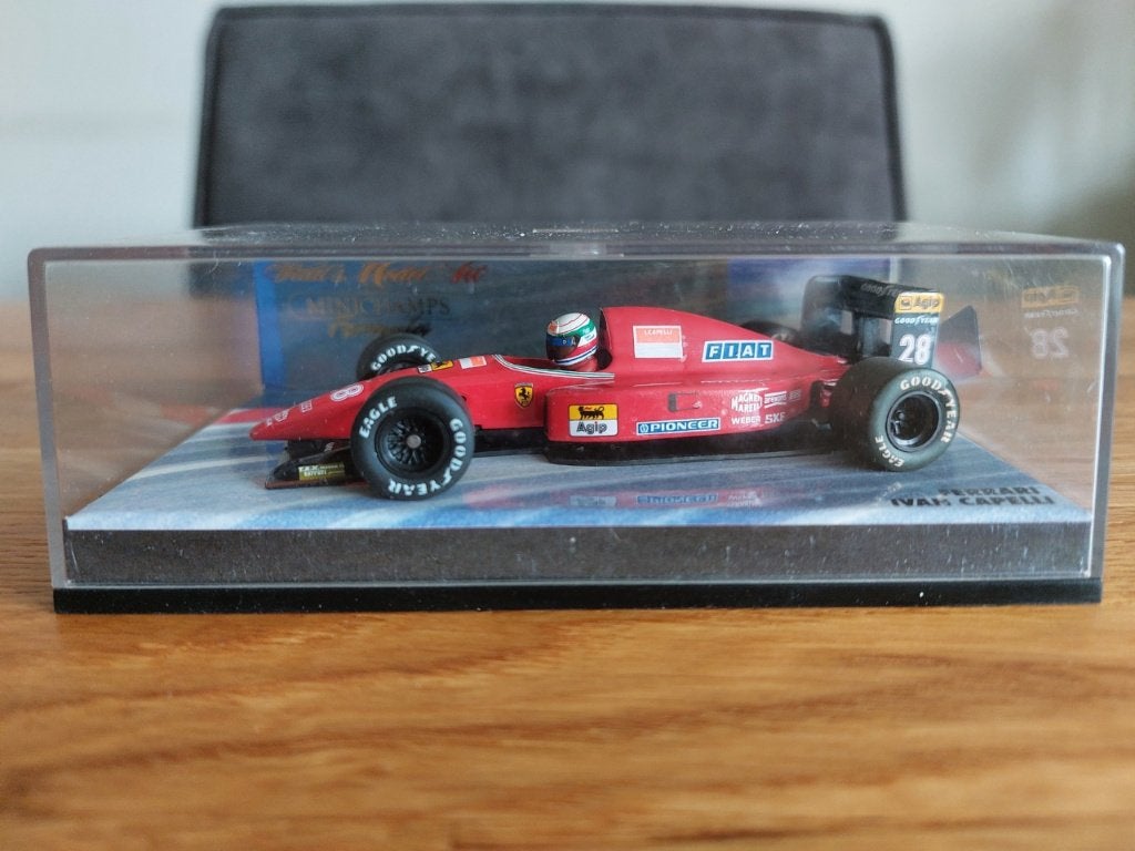 Ferrari F92A F1 1992 #28 Ivan Capelli PMA MiniChamps 1:43 OV, Ophalen of Verzenden, Zo goed als nieuw, Auto, MiniChamps