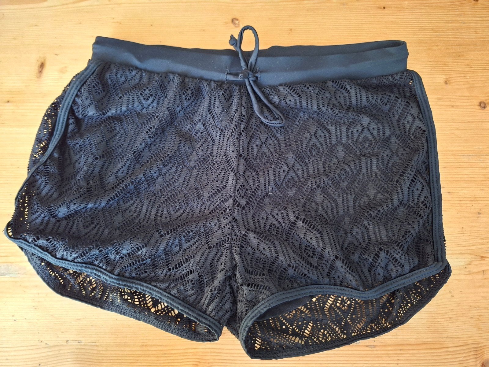 Hema Zwart Kanten Zwemshort - Maat S, Kleding | Dames, Badmode en Zwemkleding, Zwart, Ophalen of Verzenden, Zo goed als nieuw